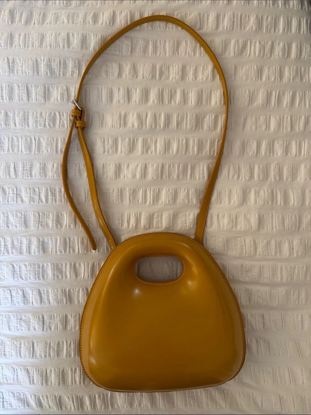 Mustard Yellow Women’s Crossbody Shoulder Bag - Picture 1 of 6